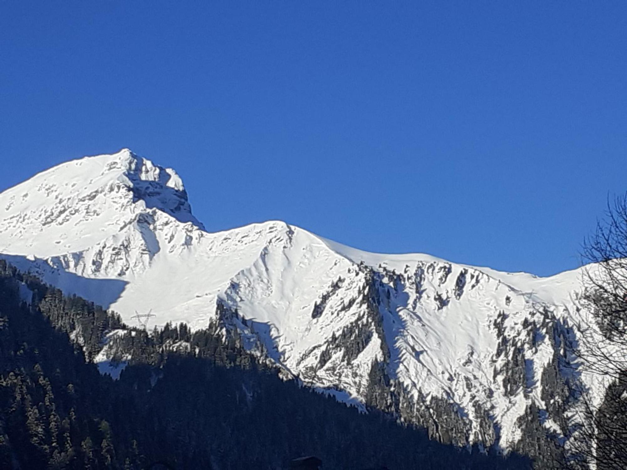 Studio Cabine Chatel Exterior photo